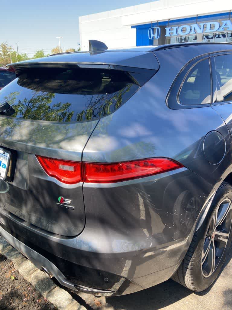 2019 Jaguar F-PACE S