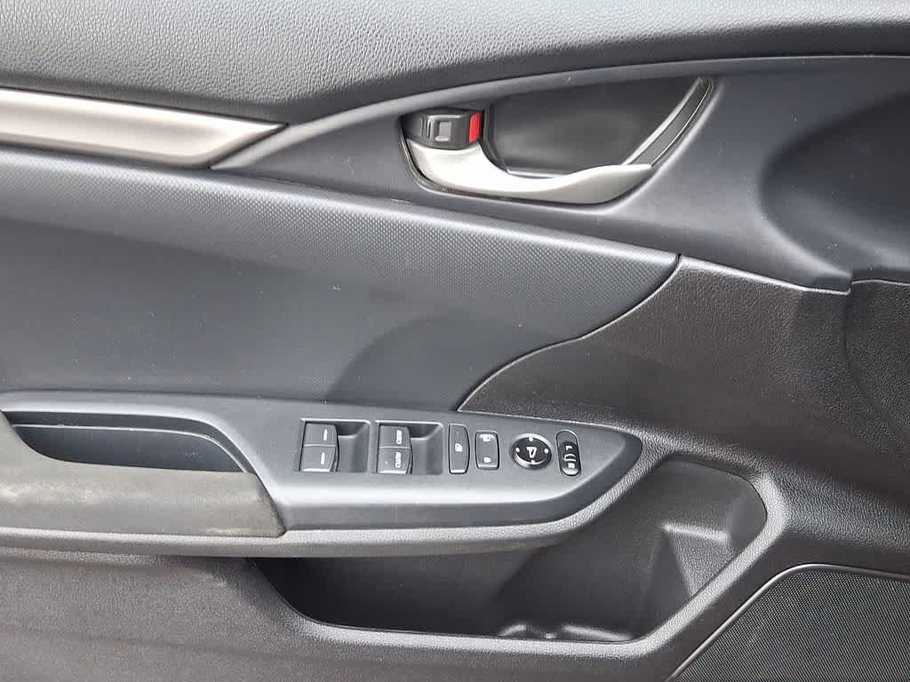 2018 Honda Civic Hatchback LX