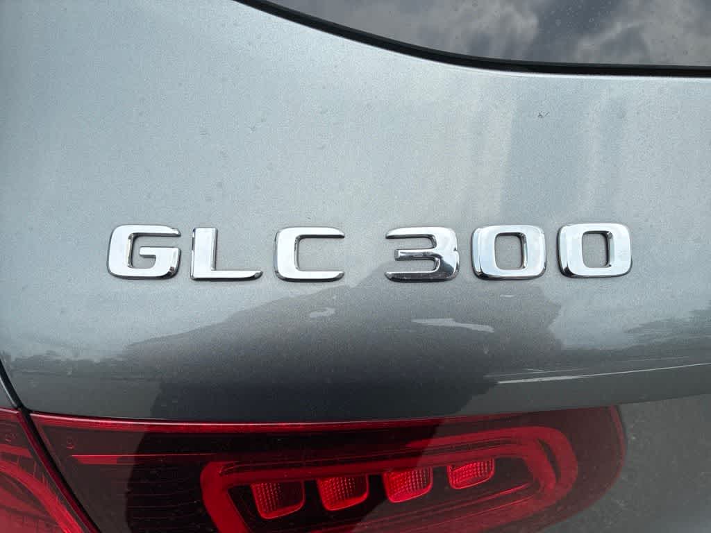 2021 Mercedes-Benz GLC 300 GLC 300