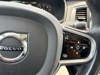 2020 Volvo XC90 Momentum