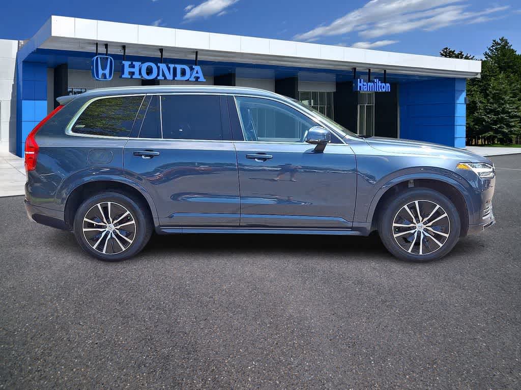 2020 Volvo XC90 Momentum