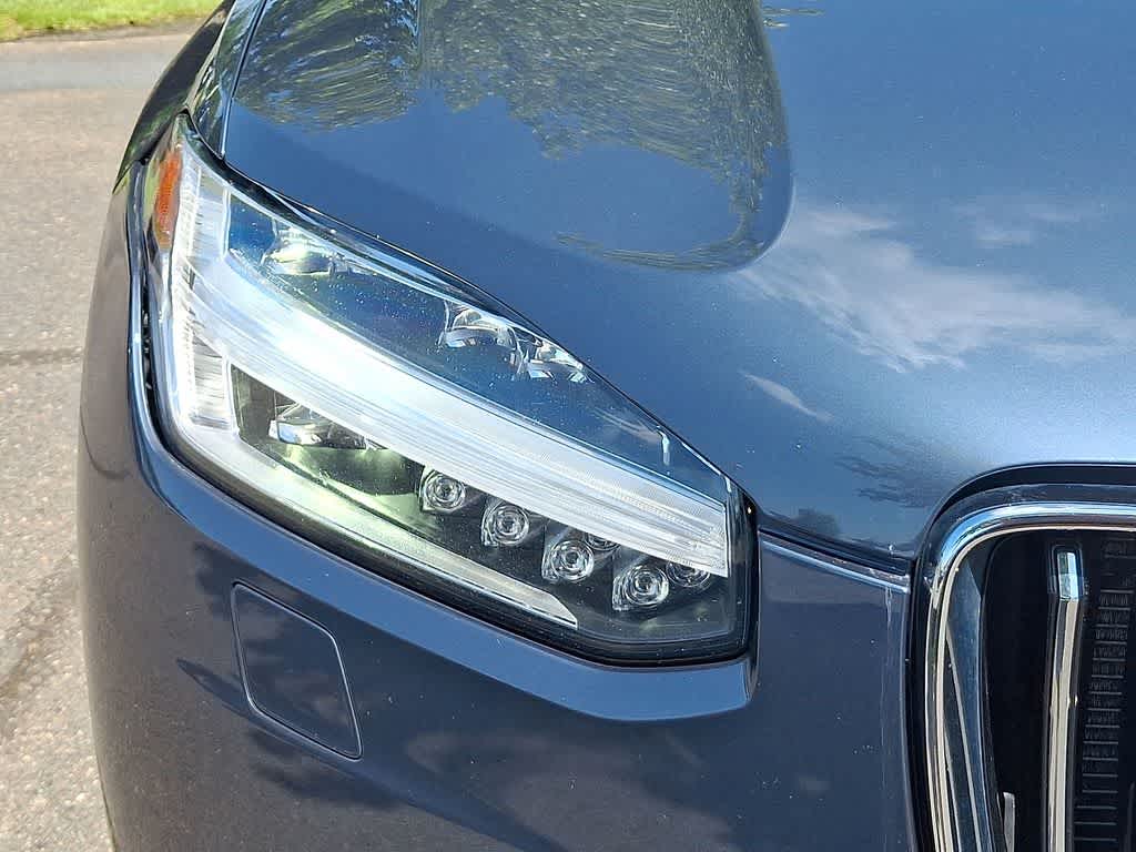 2020 Volvo XC90 Momentum
