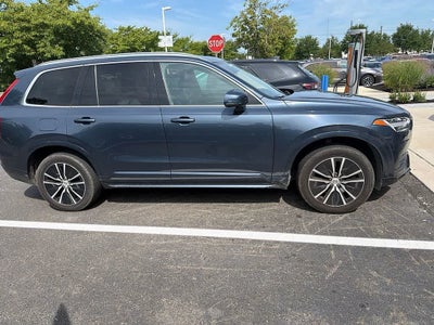 2020 Volvo XC90 Momentum