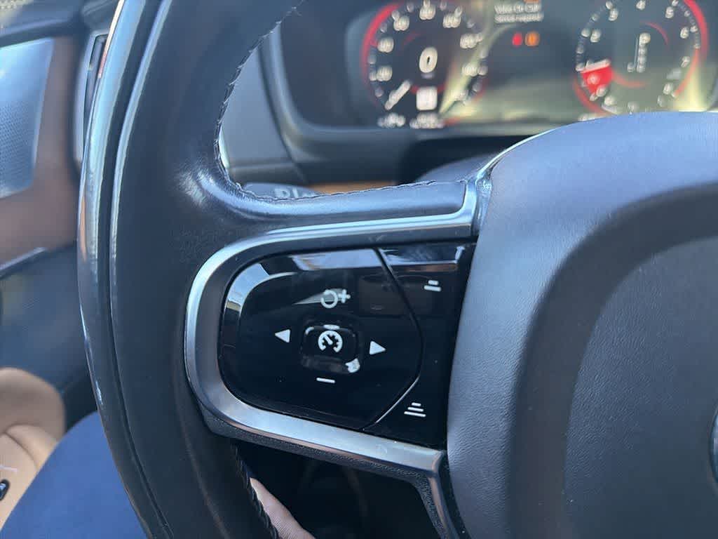 2016 Volvo XC90 T6 Inscription